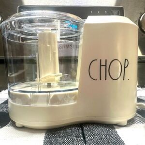 ❌SOLD❌ RAE DUNN CHOP (Electric)